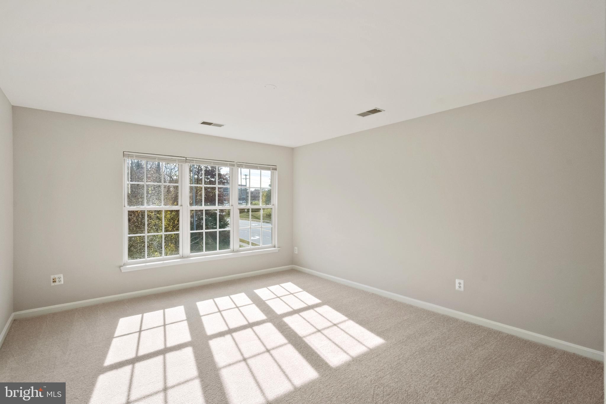 VICTORIA'S LANDING - Residential