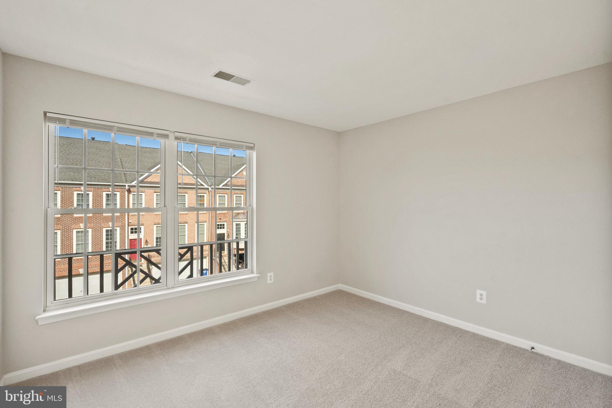 VICTORIA'S LANDING - Residential