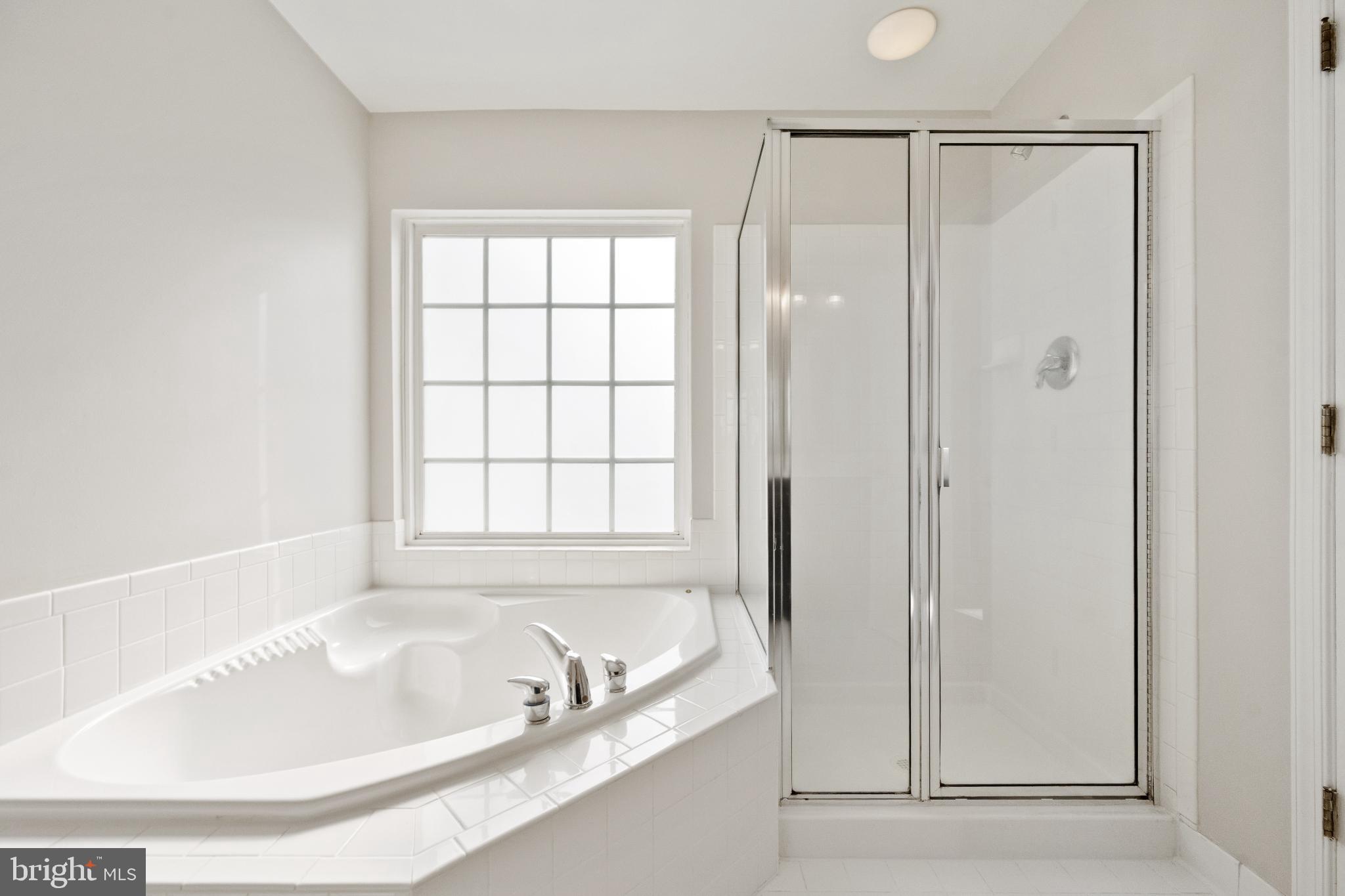 VICTORIA'S LANDING - Residential