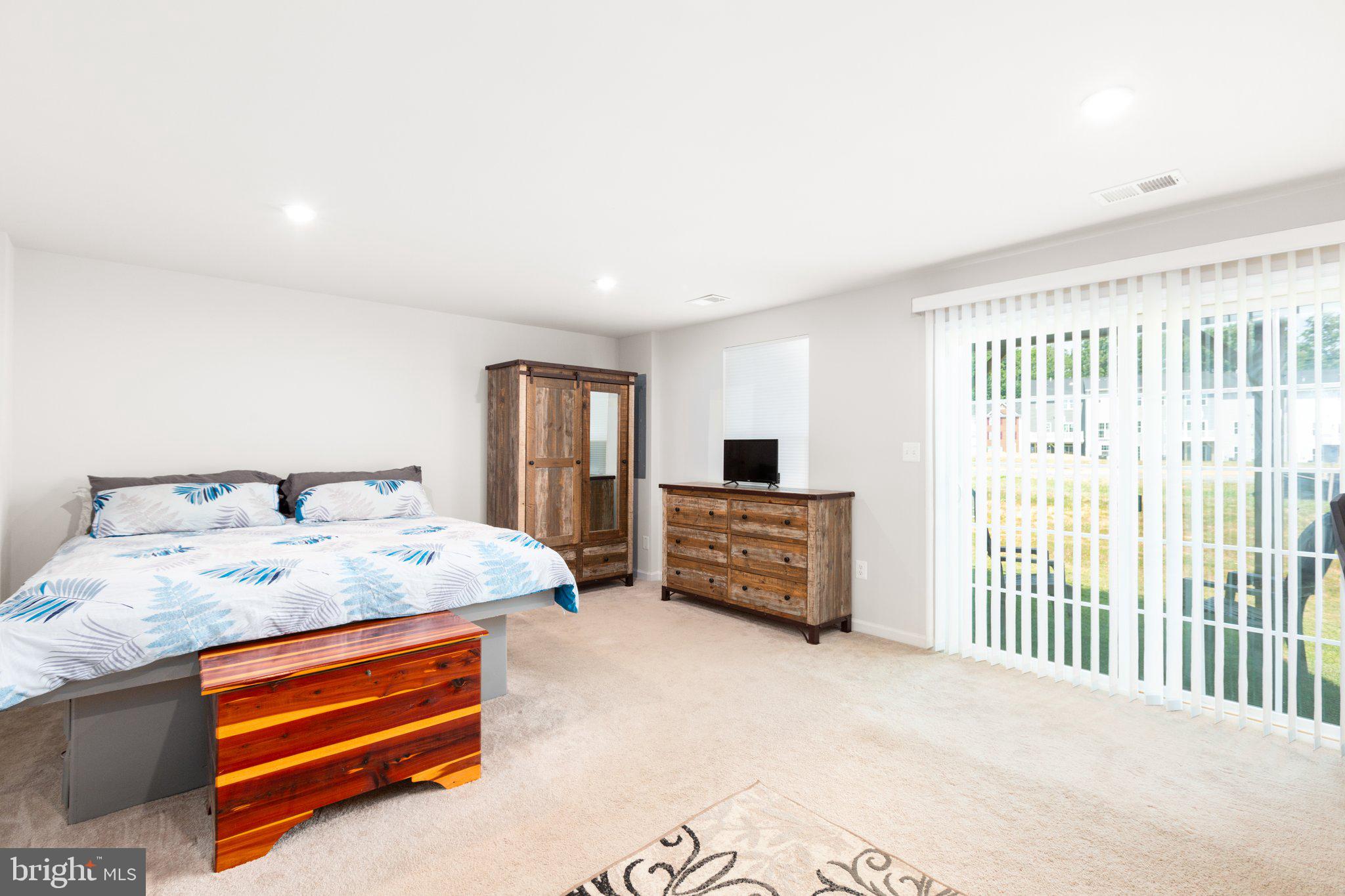 WILDERNESS SHORES - Residential