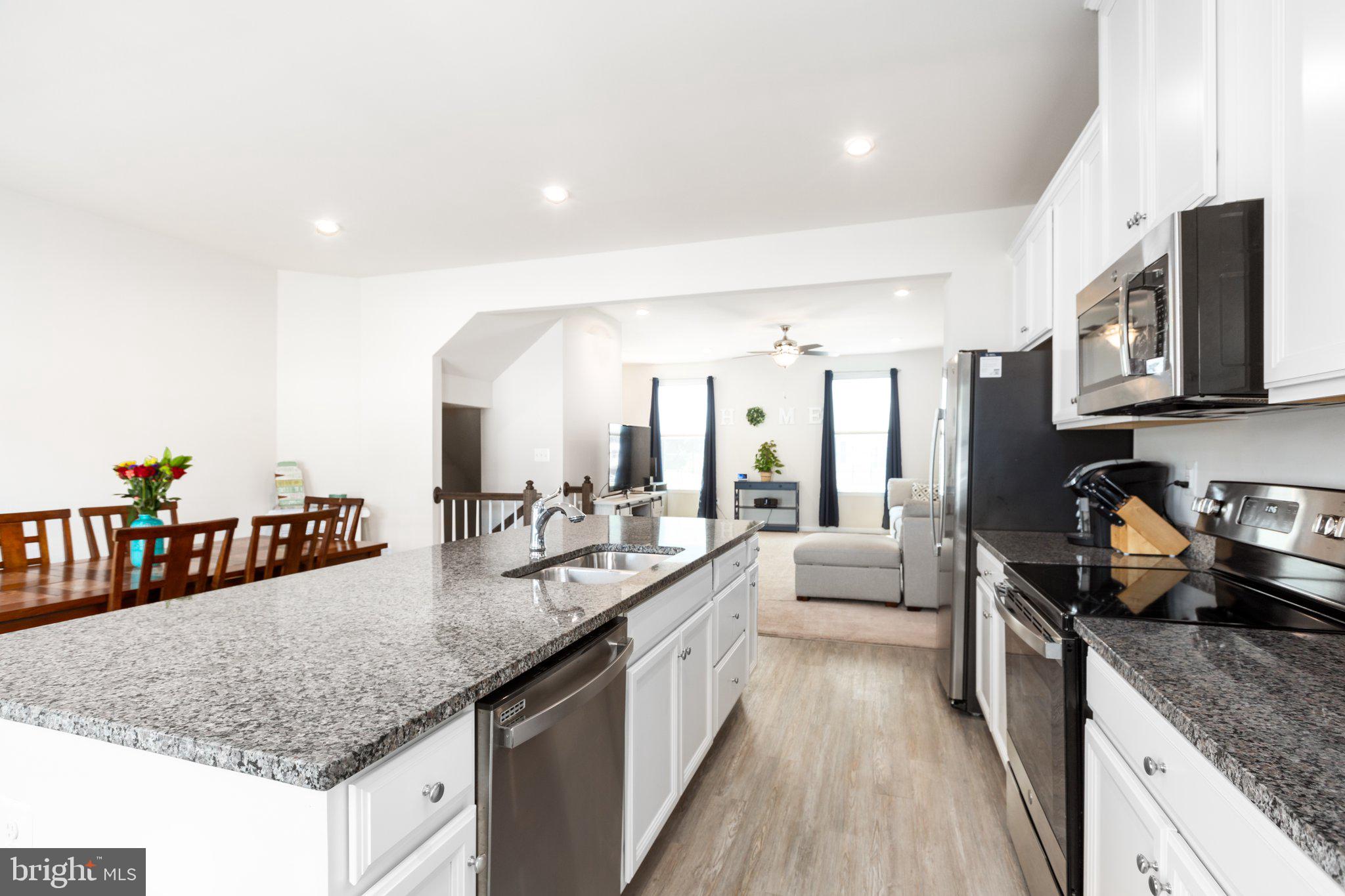 WILDERNESS SHORES - Residential