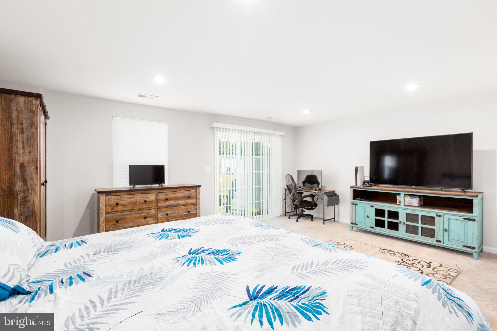 WILDERNESS SHORES - Residential