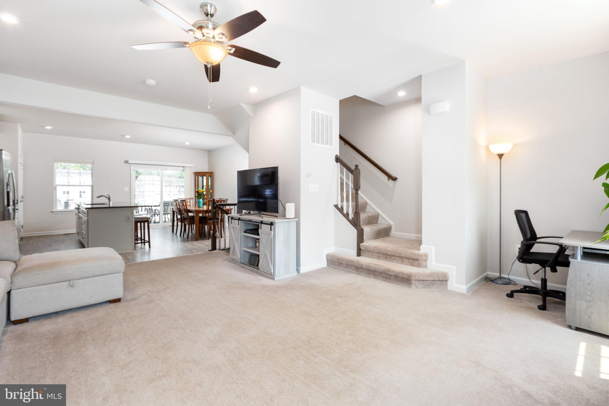 WILDERNESS SHORES - Residential