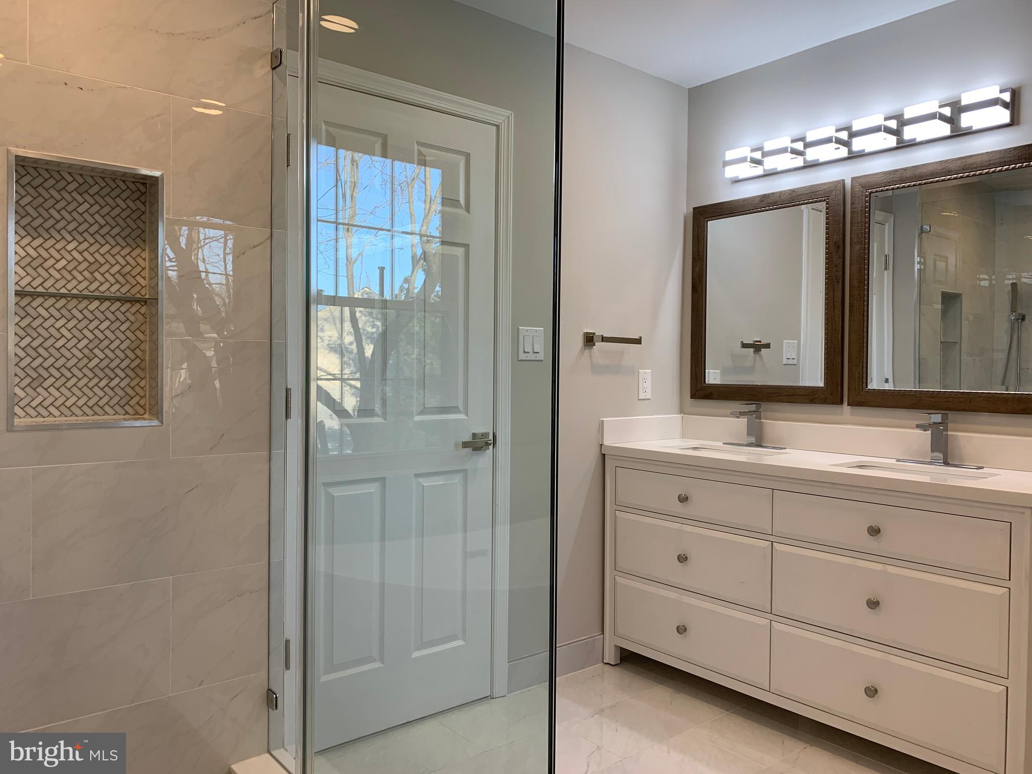 BENNETT WOODS - Residential