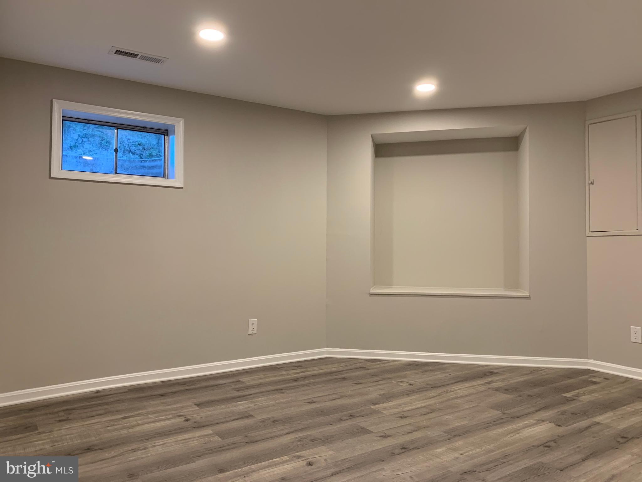 BENNETT WOODS - Residential