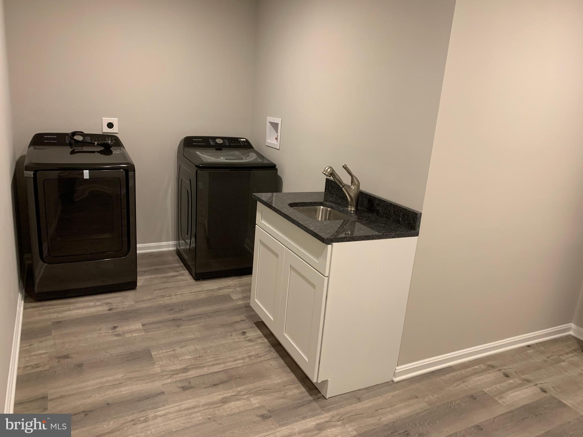 BENNETT WOODS - Residential