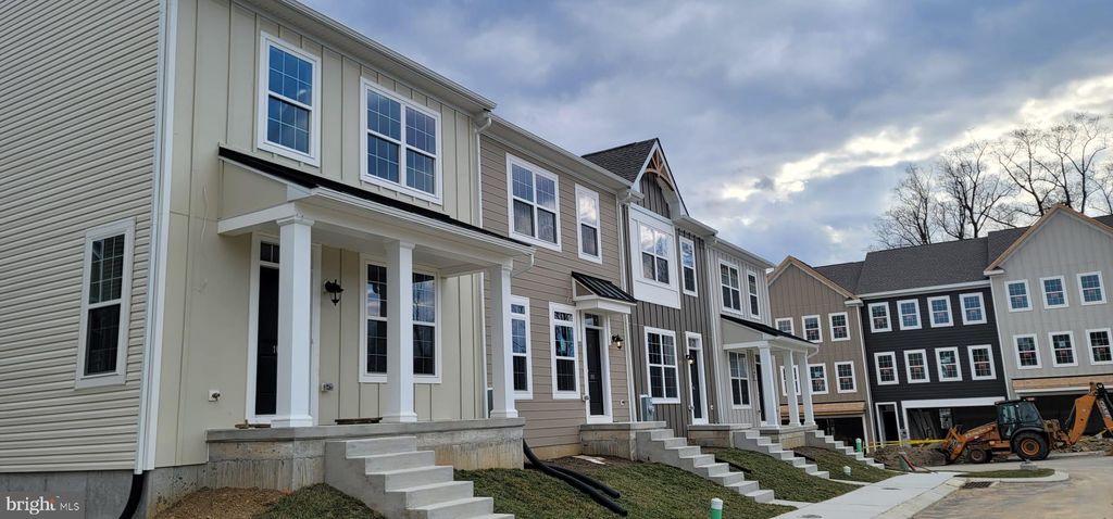 Photo of 116 Waywood Dr, KENNETT SQUARE, PA 19348 (MLS # PACT2111334)