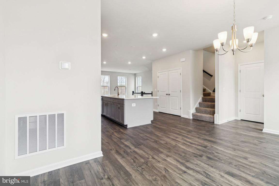 SCOTLAND HEIGHTS - Residential