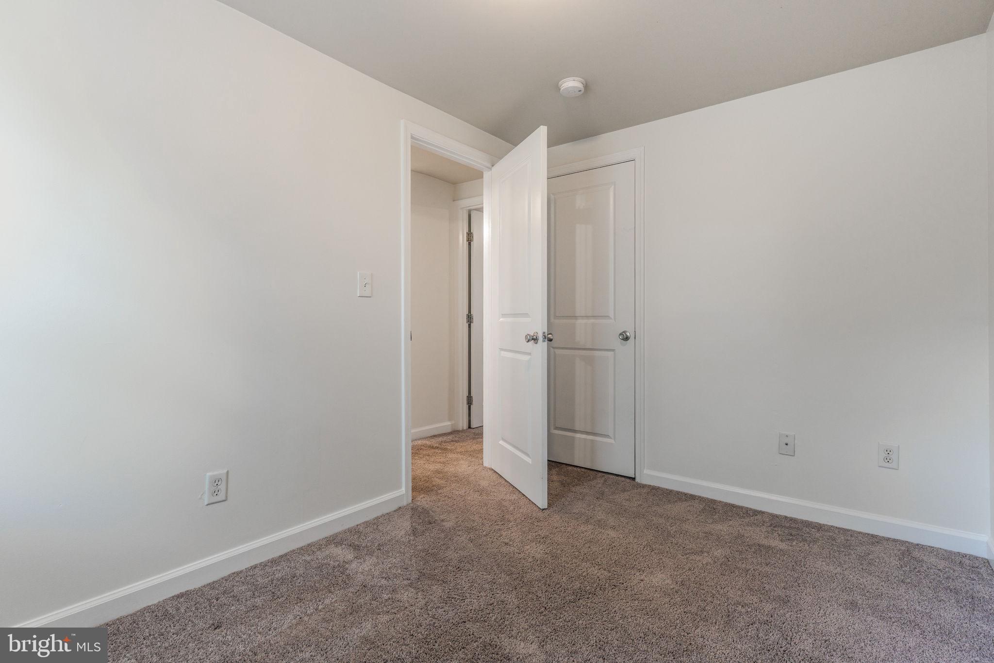 KENT VILLAGE - Residential