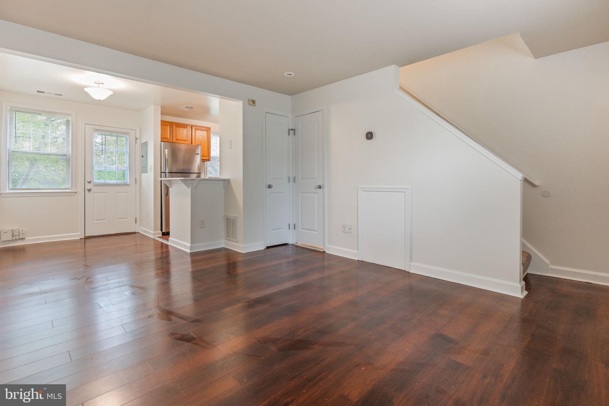 KENT VILLAGE - Residential