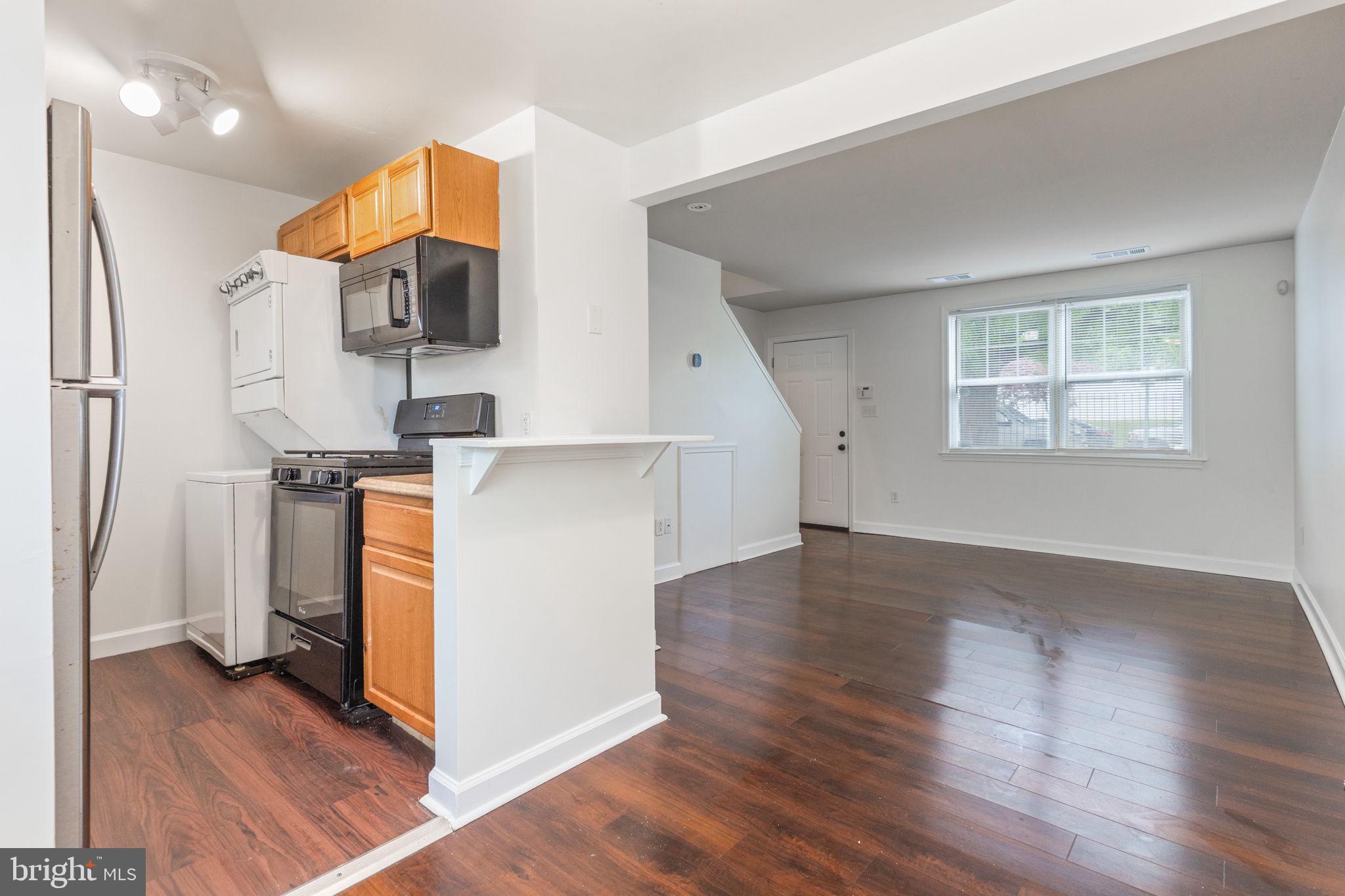 KENT VILLAGE - Residential