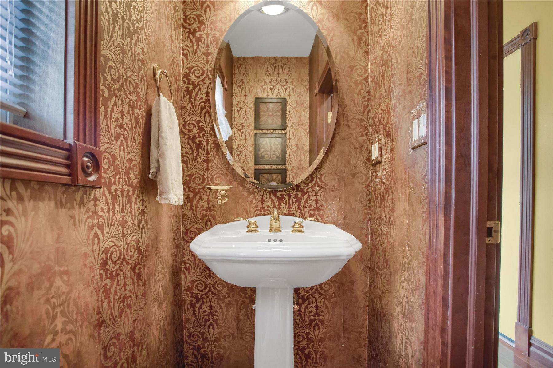 NONE AVAILABEL - Residential