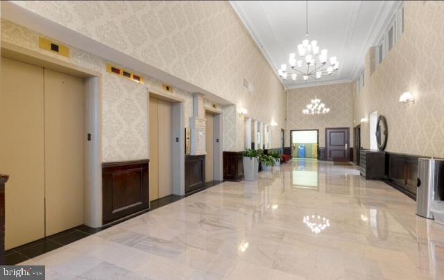 CENTER CITY - Residential