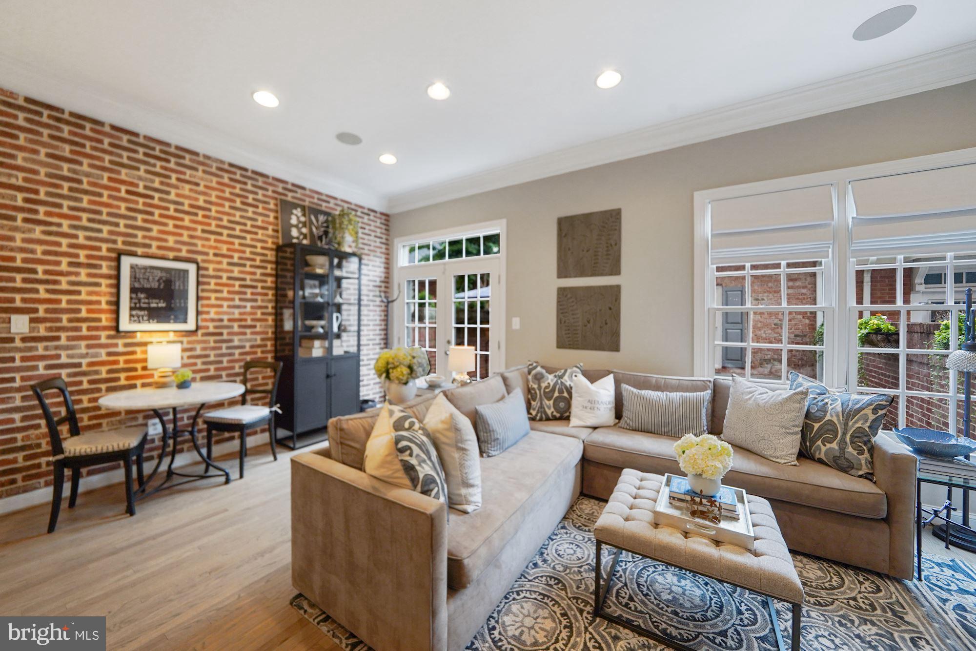 GARRETS MILL - Residential