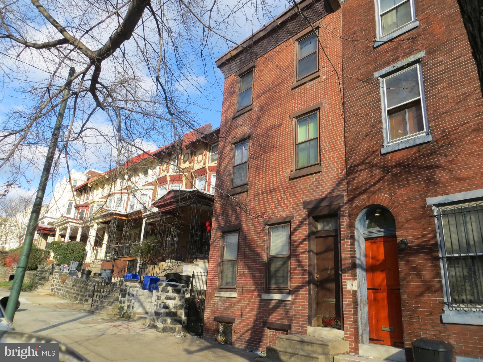 UNIVERSITY CITY - Residential Lease