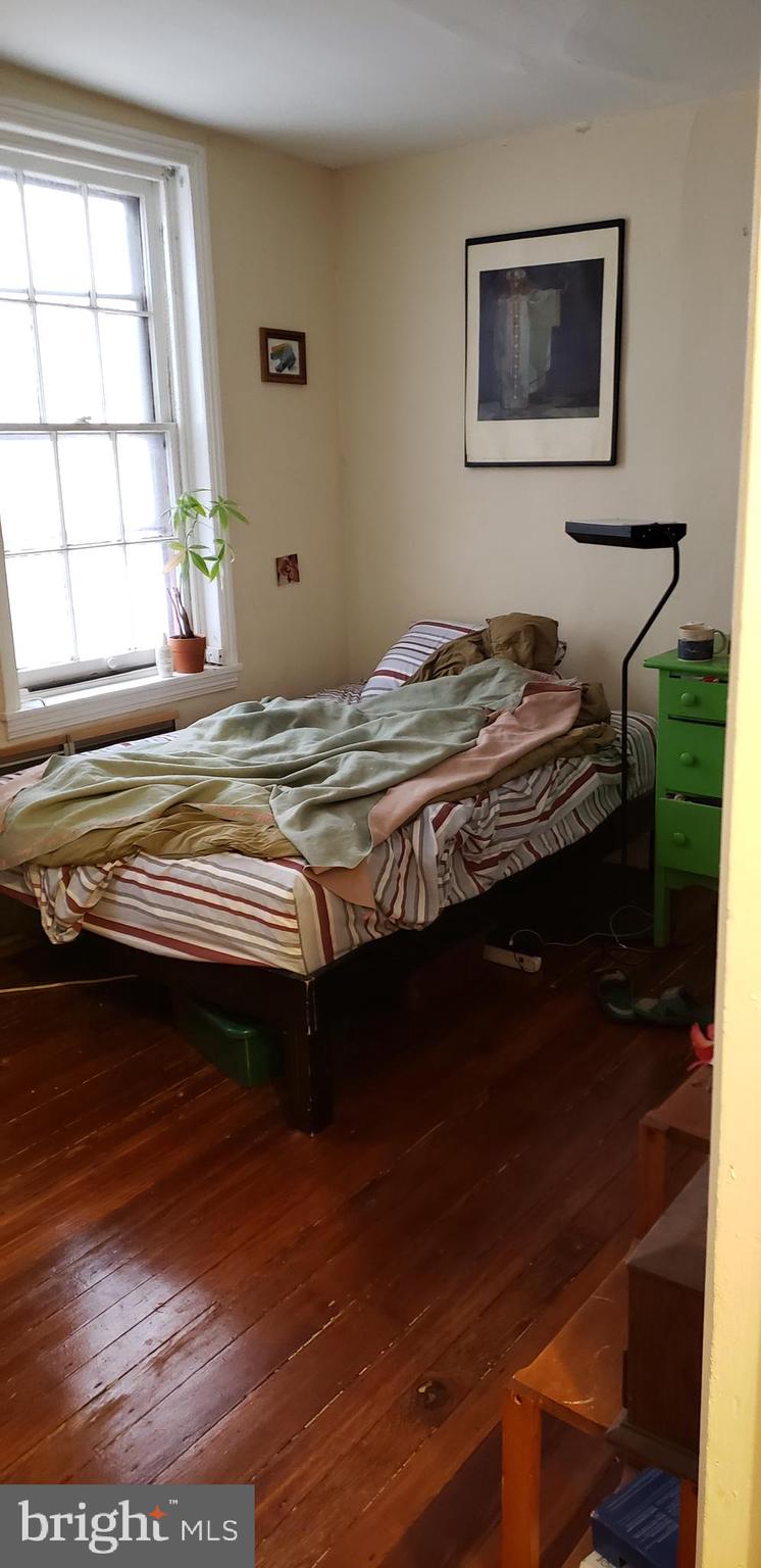 UNIVERSITY CITY - Residential Lease