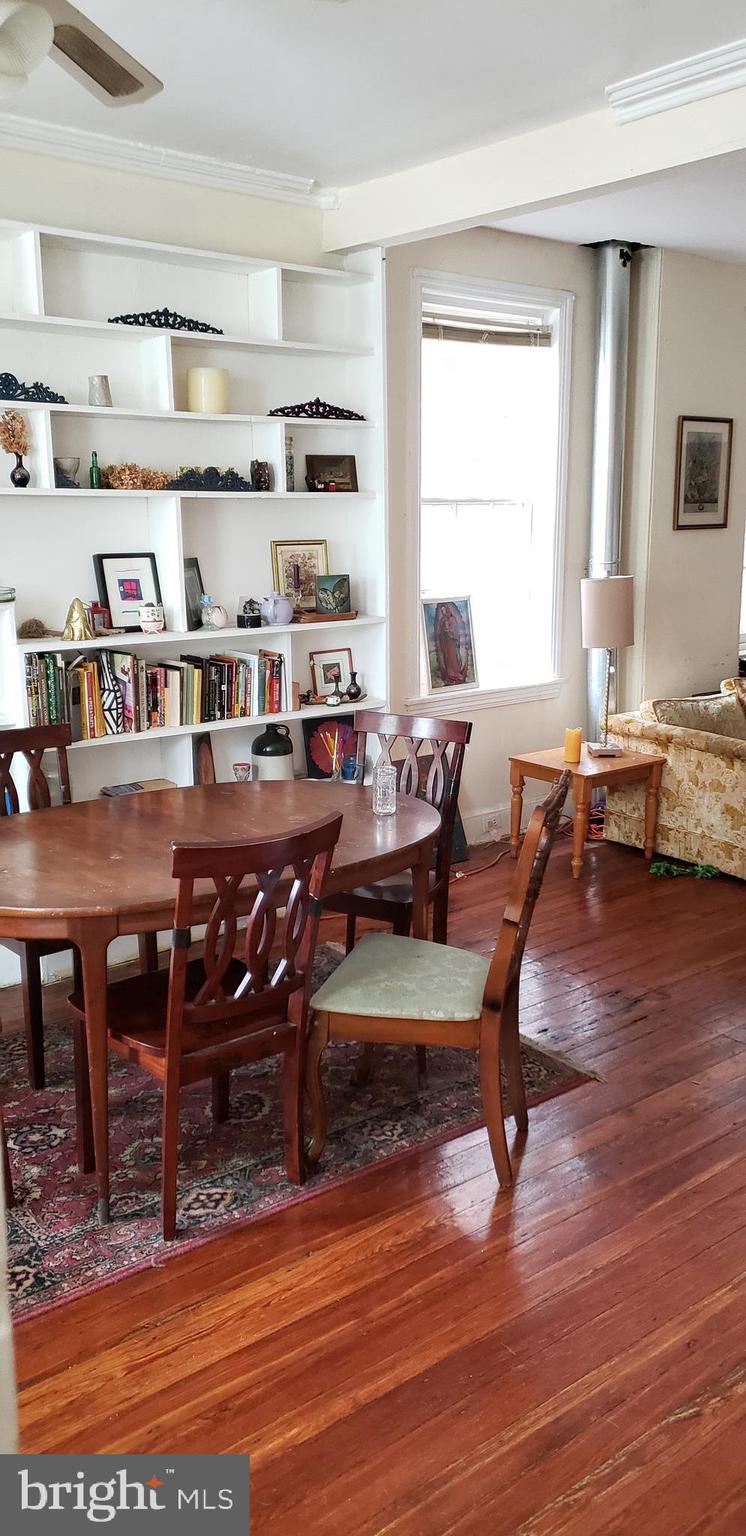 UNIVERSITY CITY - Residential Lease