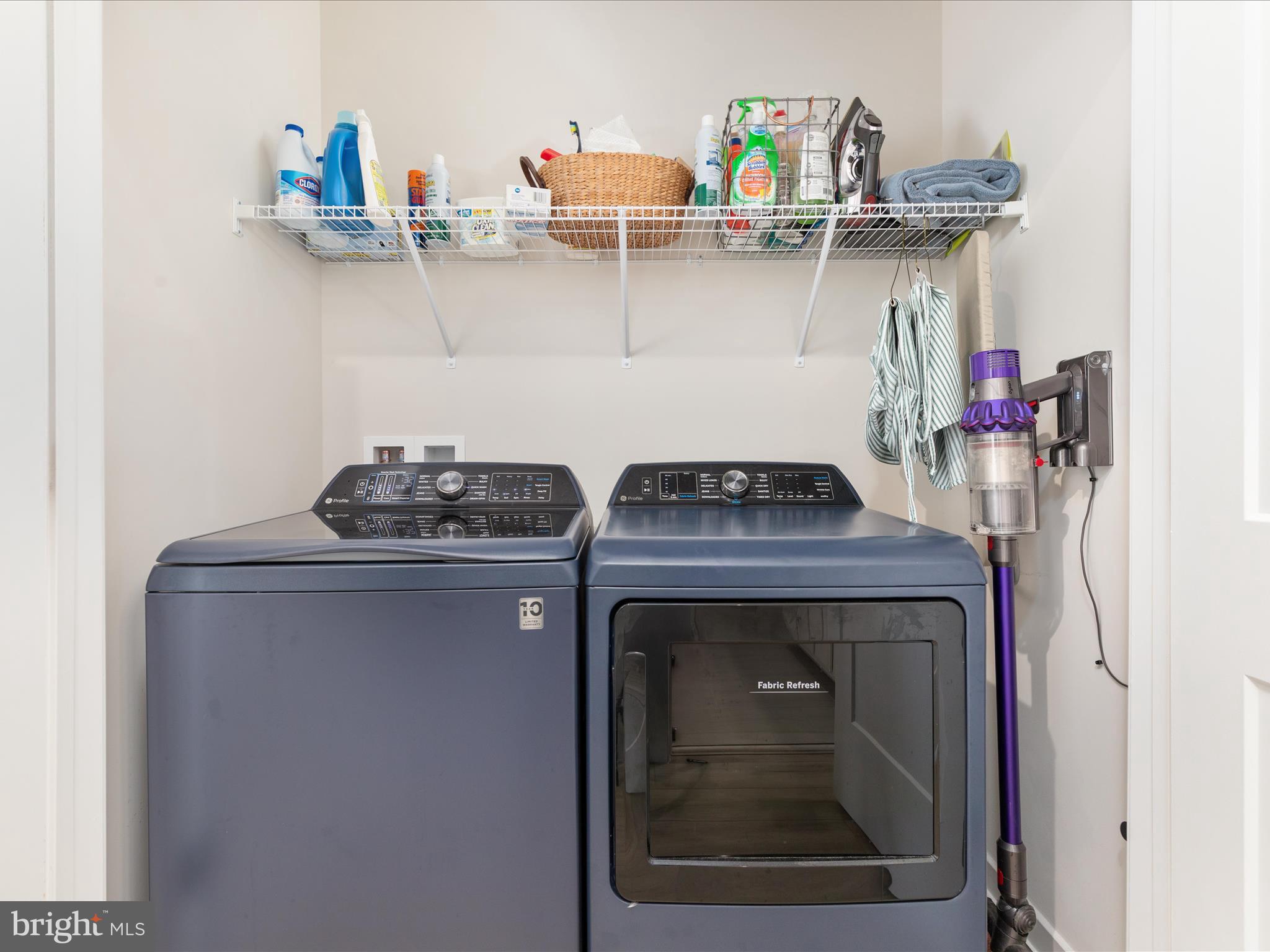 ASHBROOK PLACE - Residential