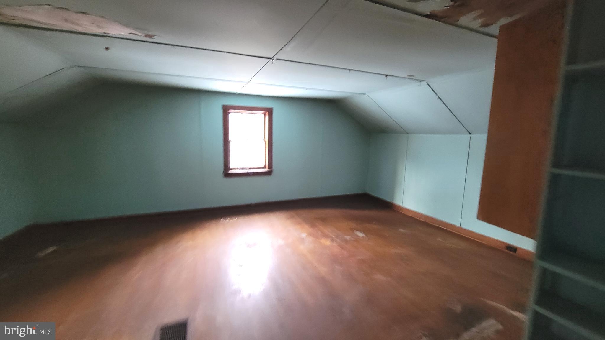 LAVALE GARDENS - Residential