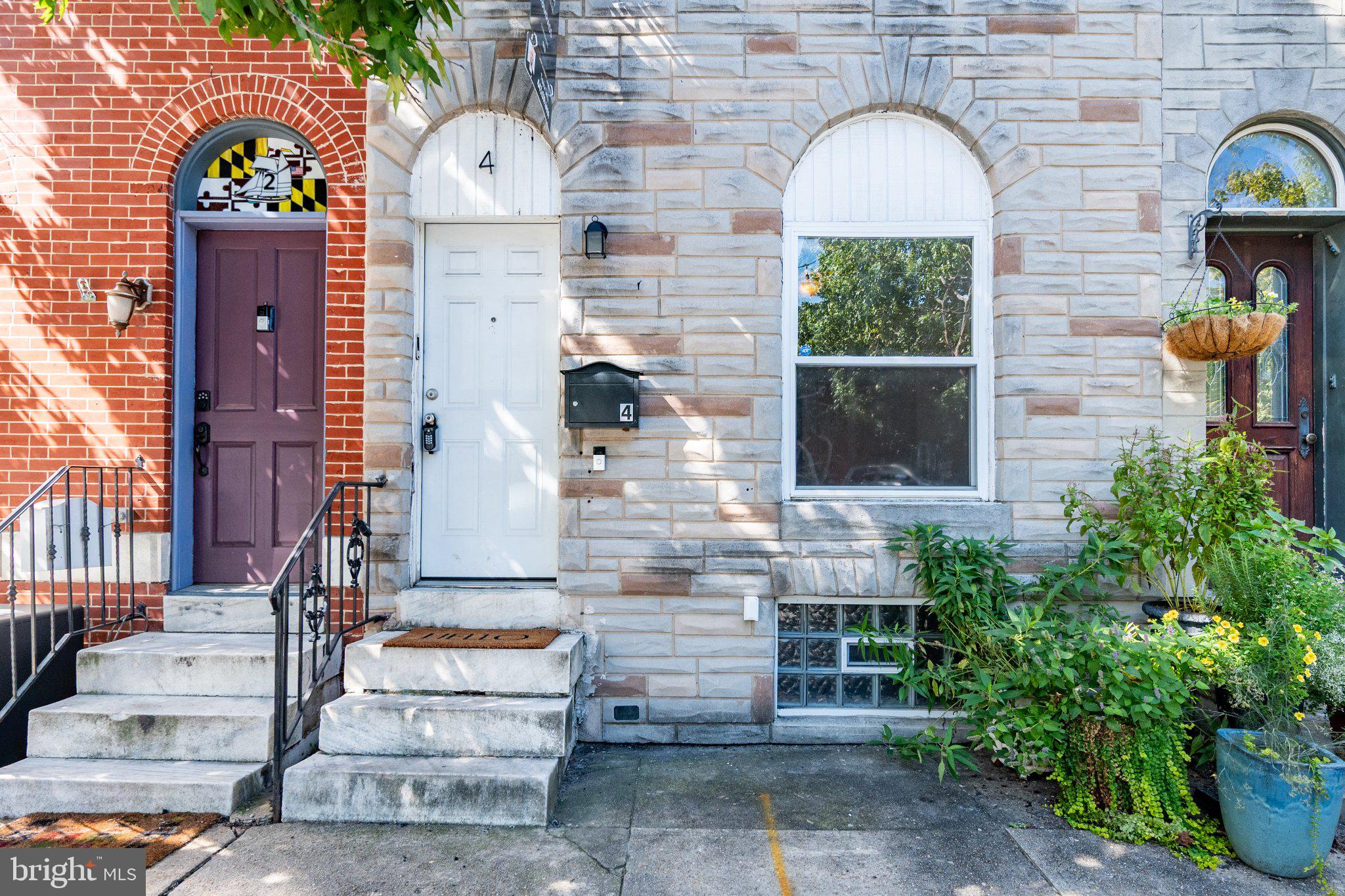 4 N POTOMAC STREET