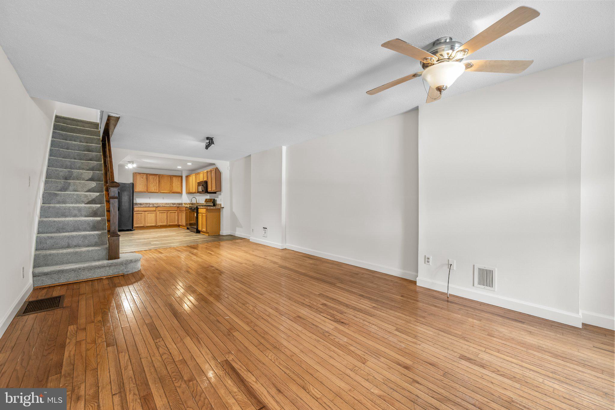 4 N POTOMAC STREET