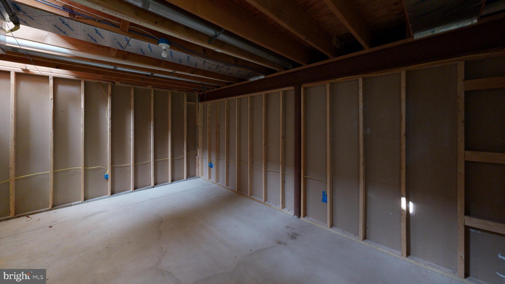 NONE AVAILABLE - Commercial Lease