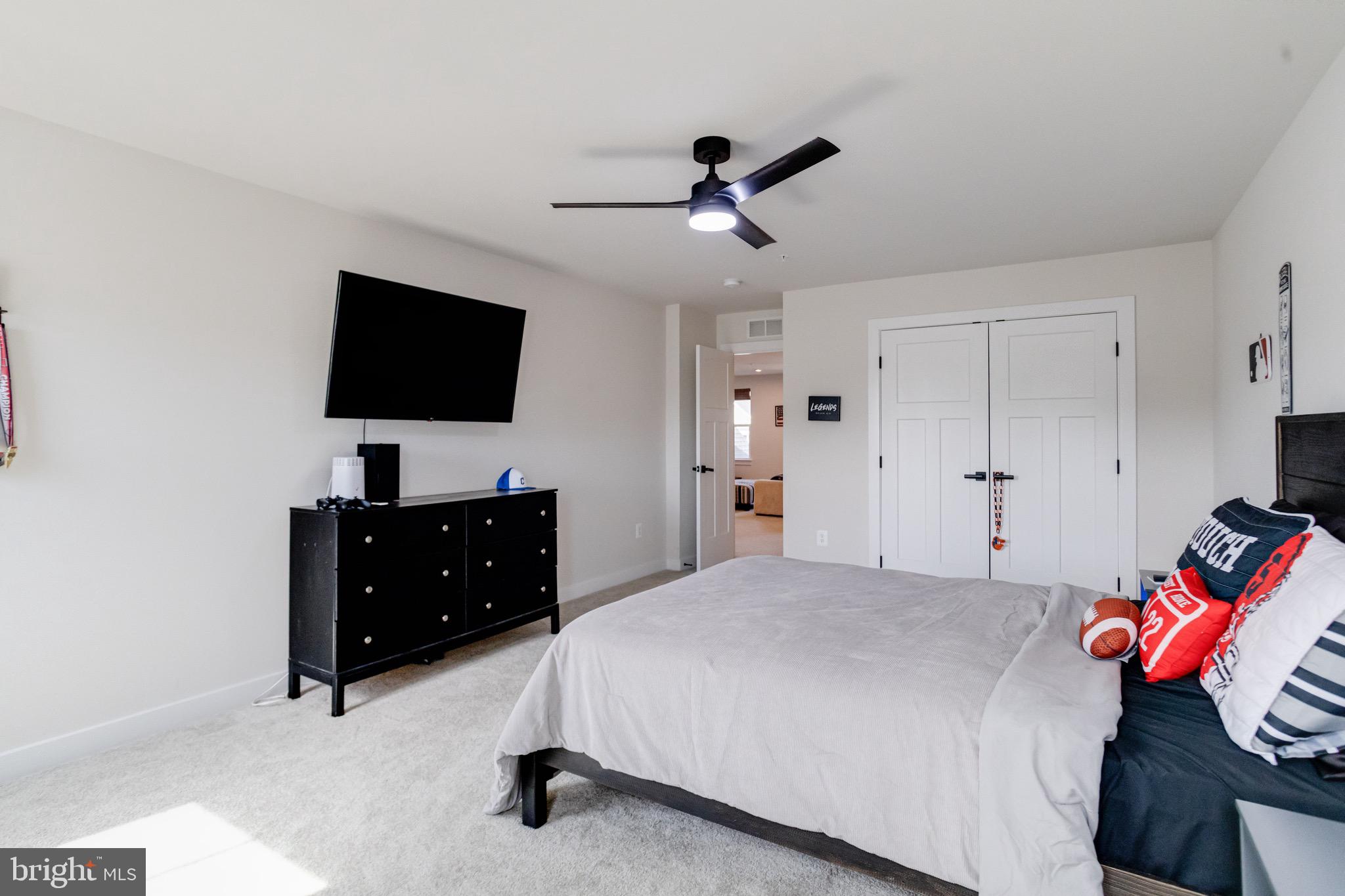 GILBERT MEADOWS - Residential