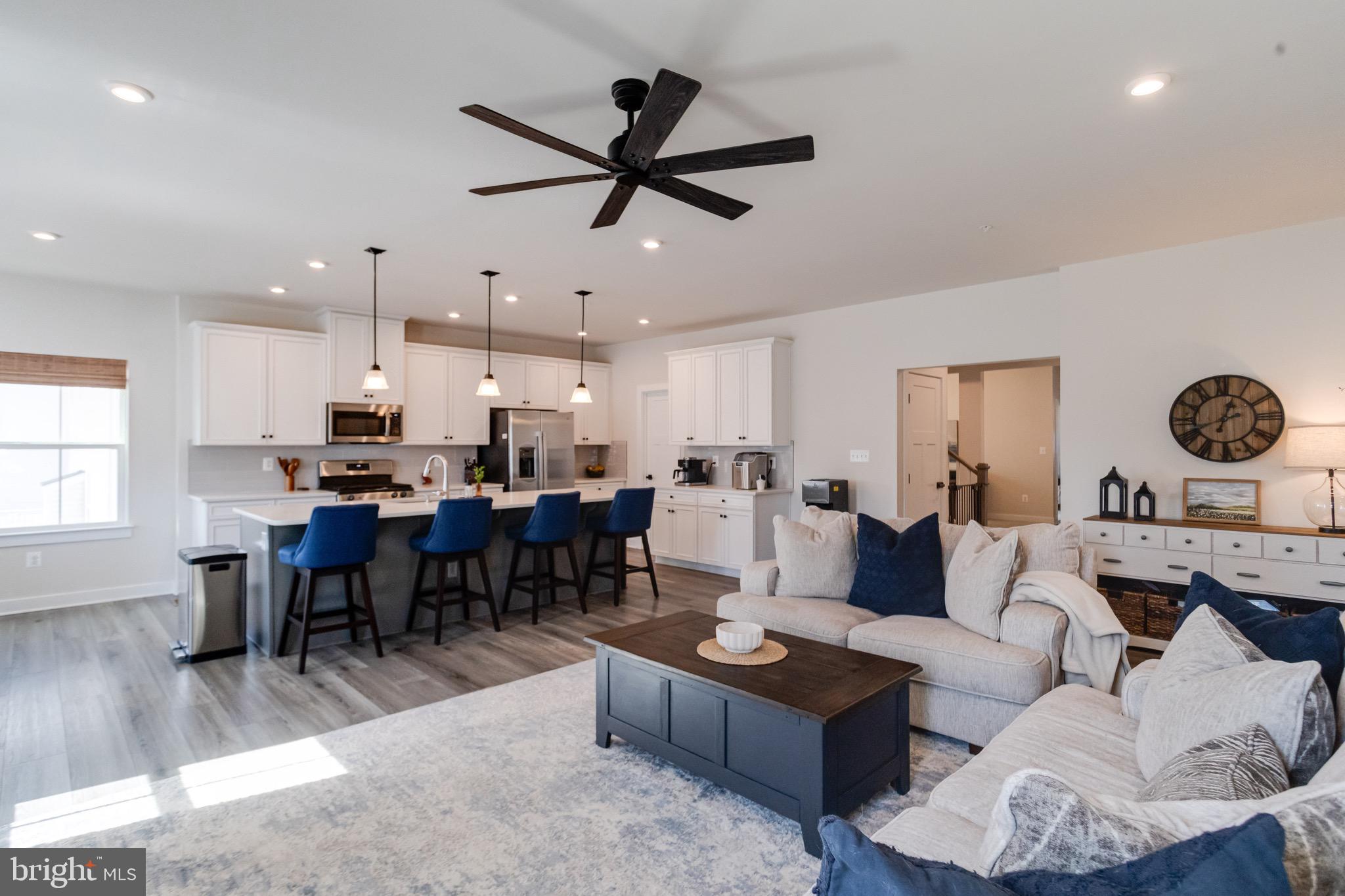 GILBERT MEADOWS - Residential