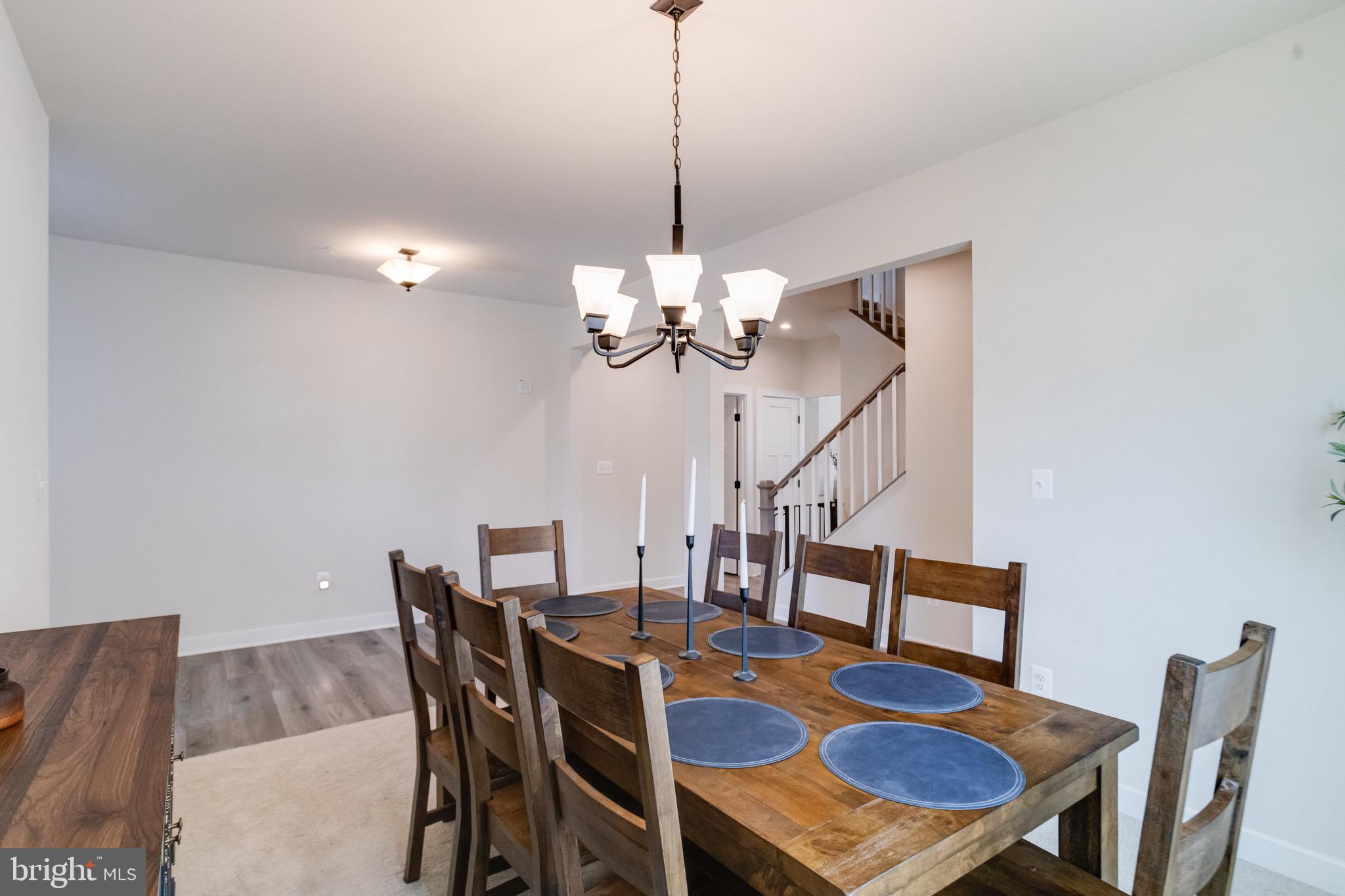 GILBERT MEADOWS - Residential