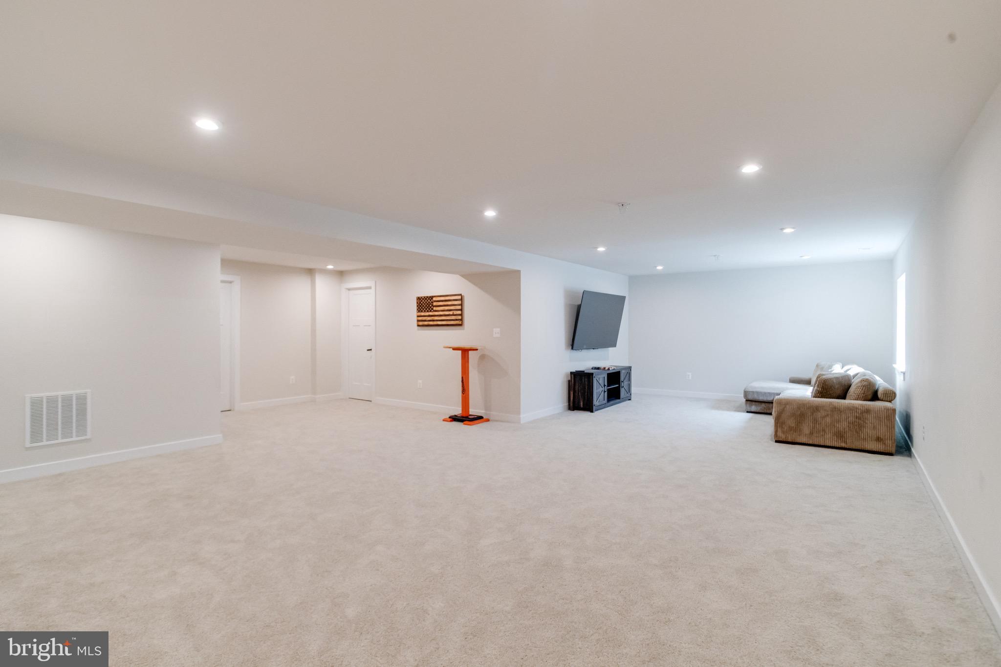 GILBERT MEADOWS - Residential