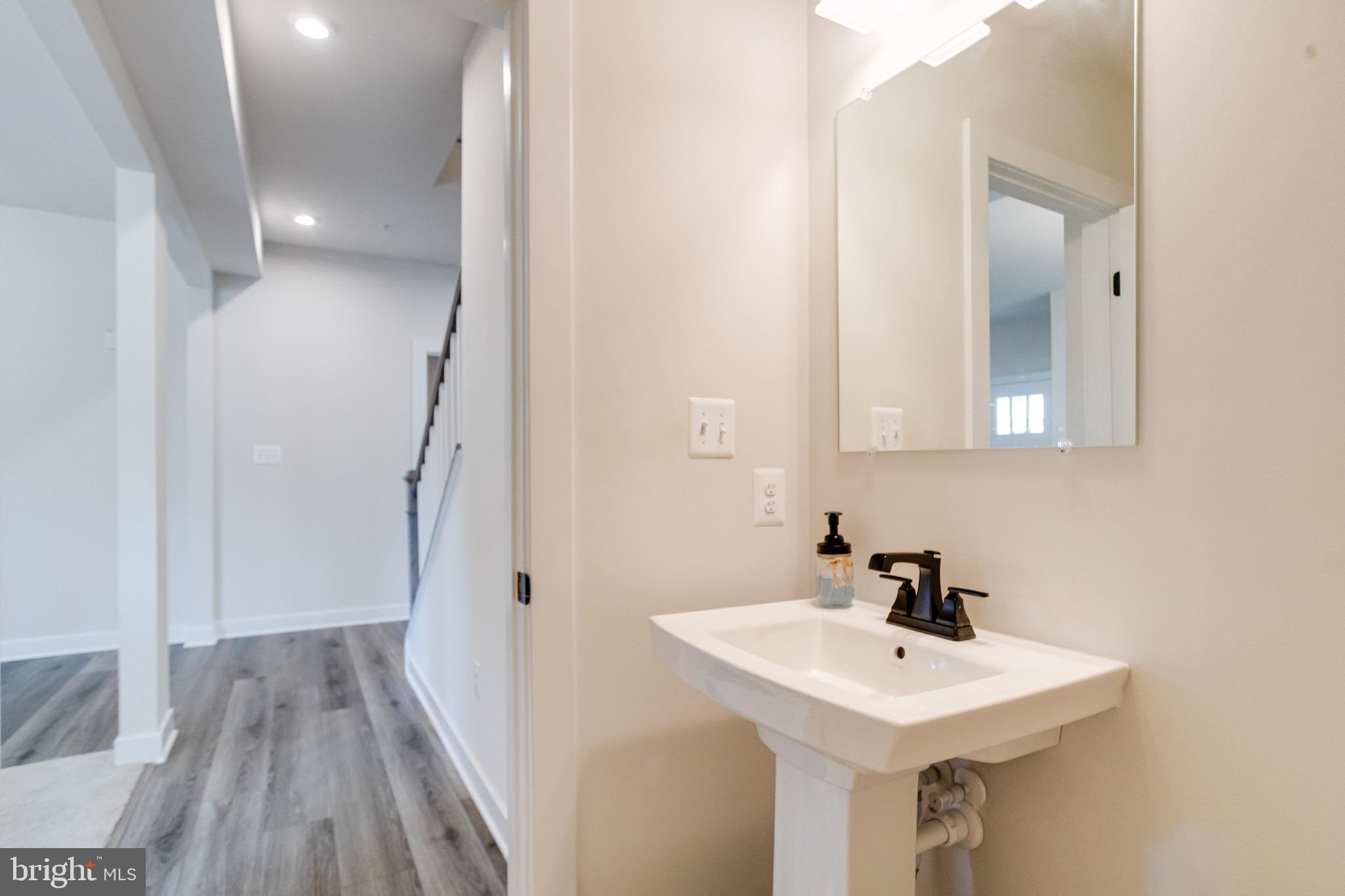 GILBERT MEADOWS - Residential