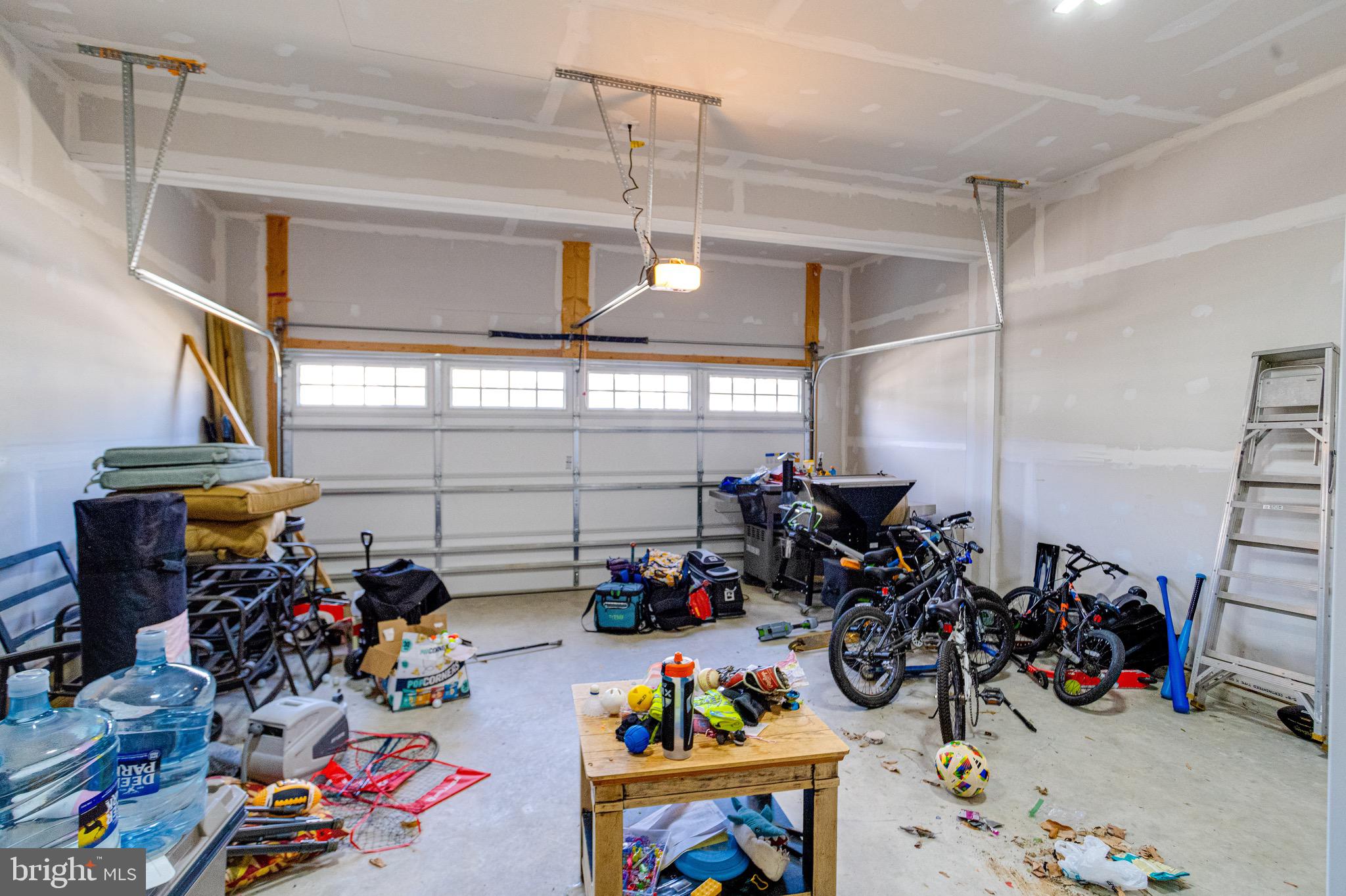 GILBERT MEADOWS - Residential