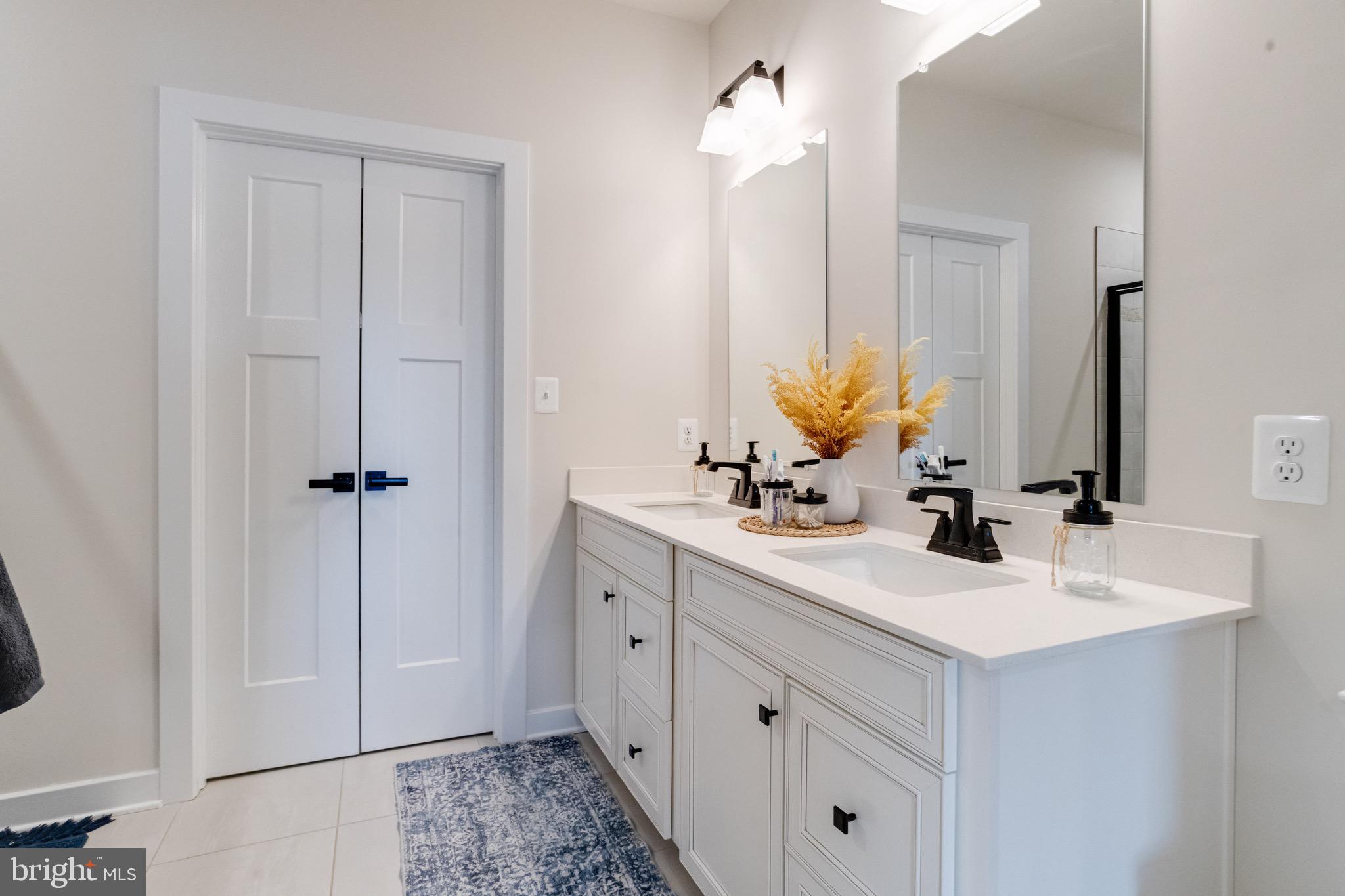 GILBERT MEADOWS - Residential