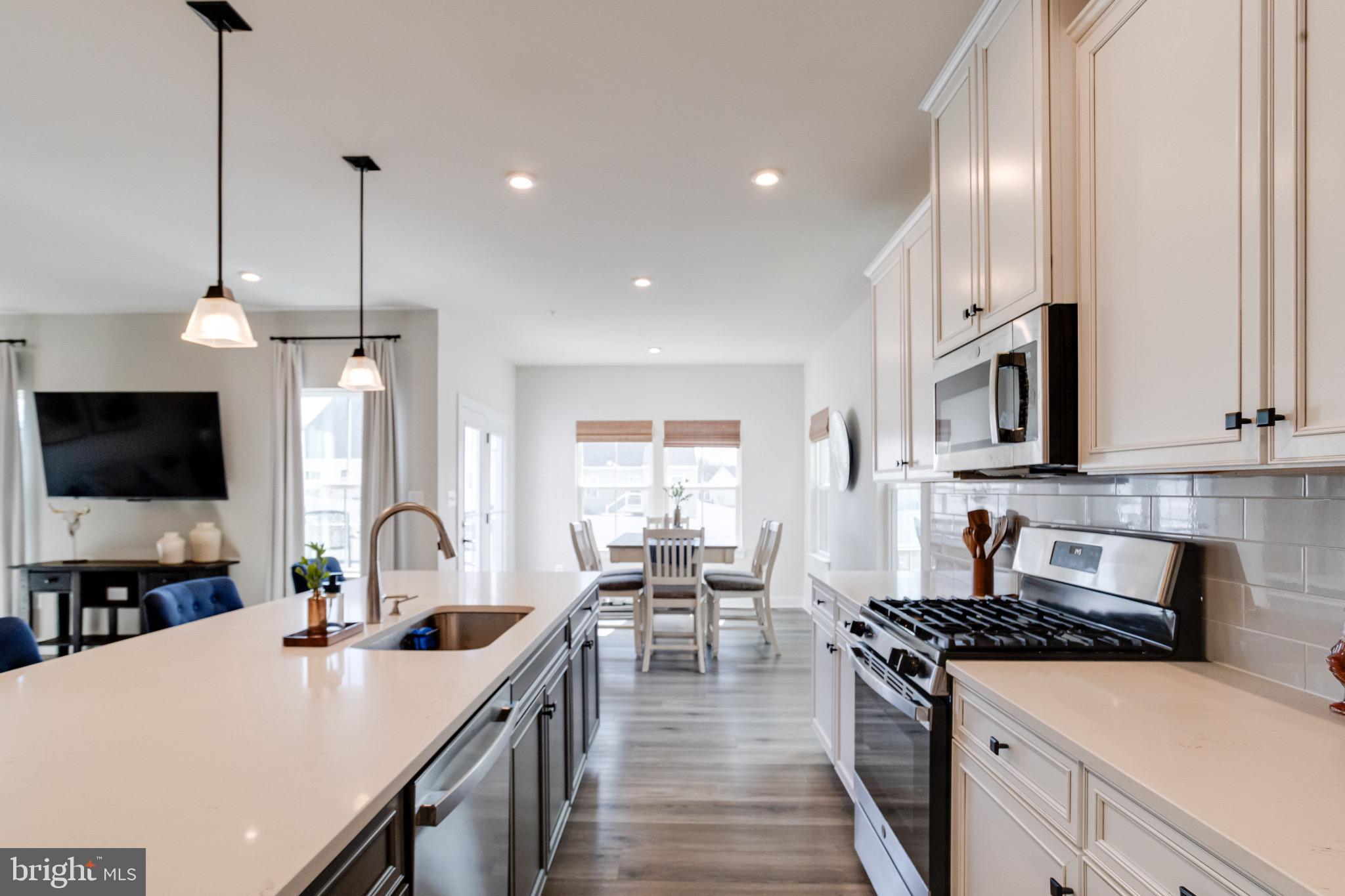 GILBERT MEADOWS - Residential