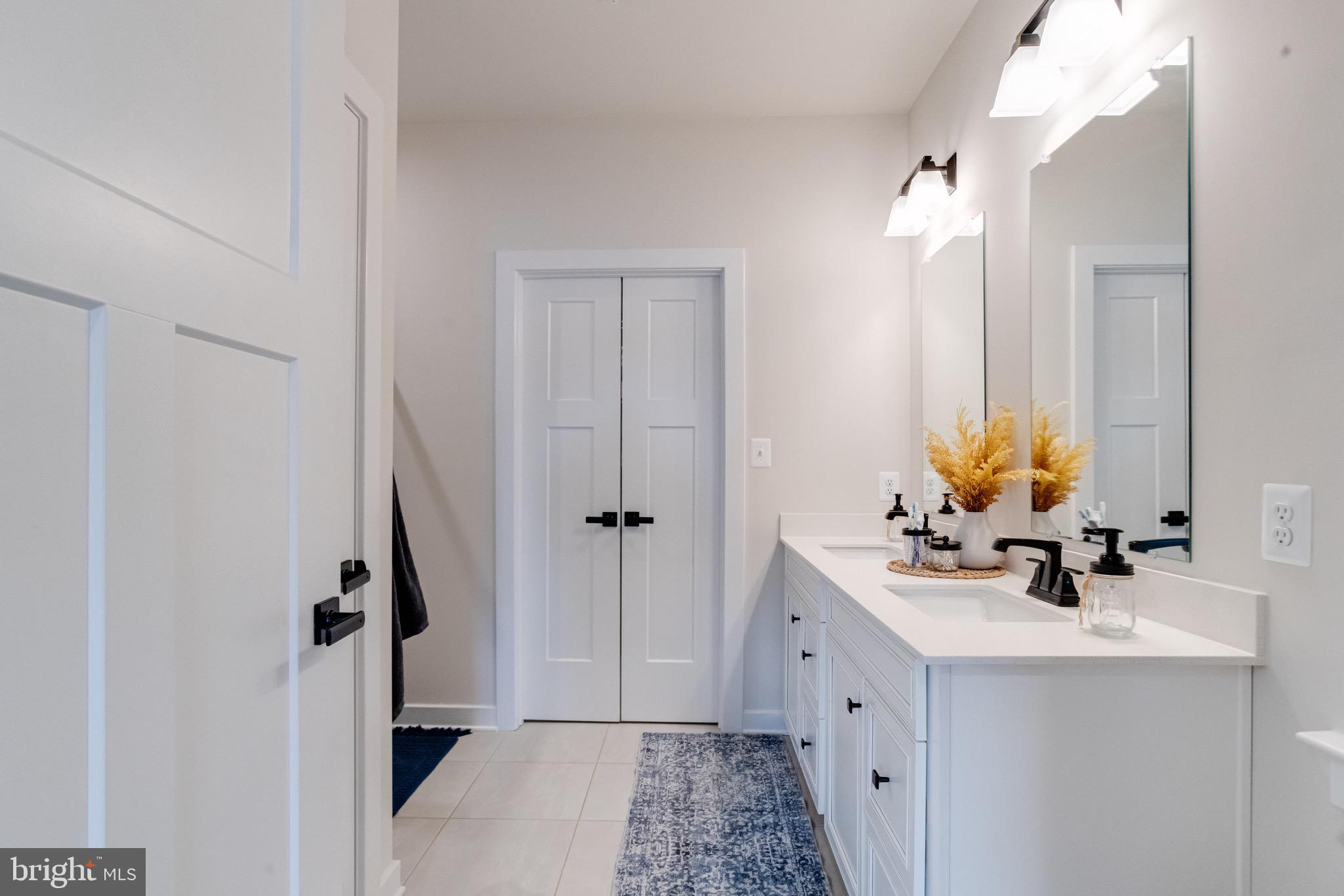 GILBERT MEADOWS - Residential