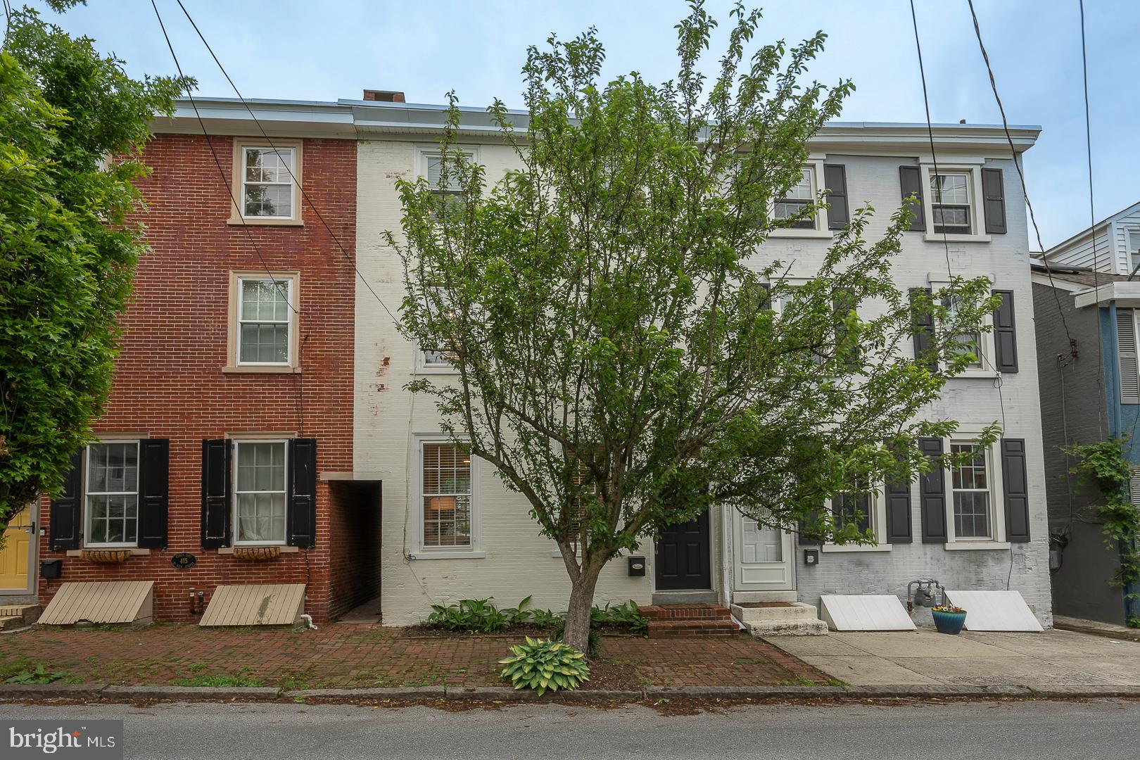413 N NEW STREET