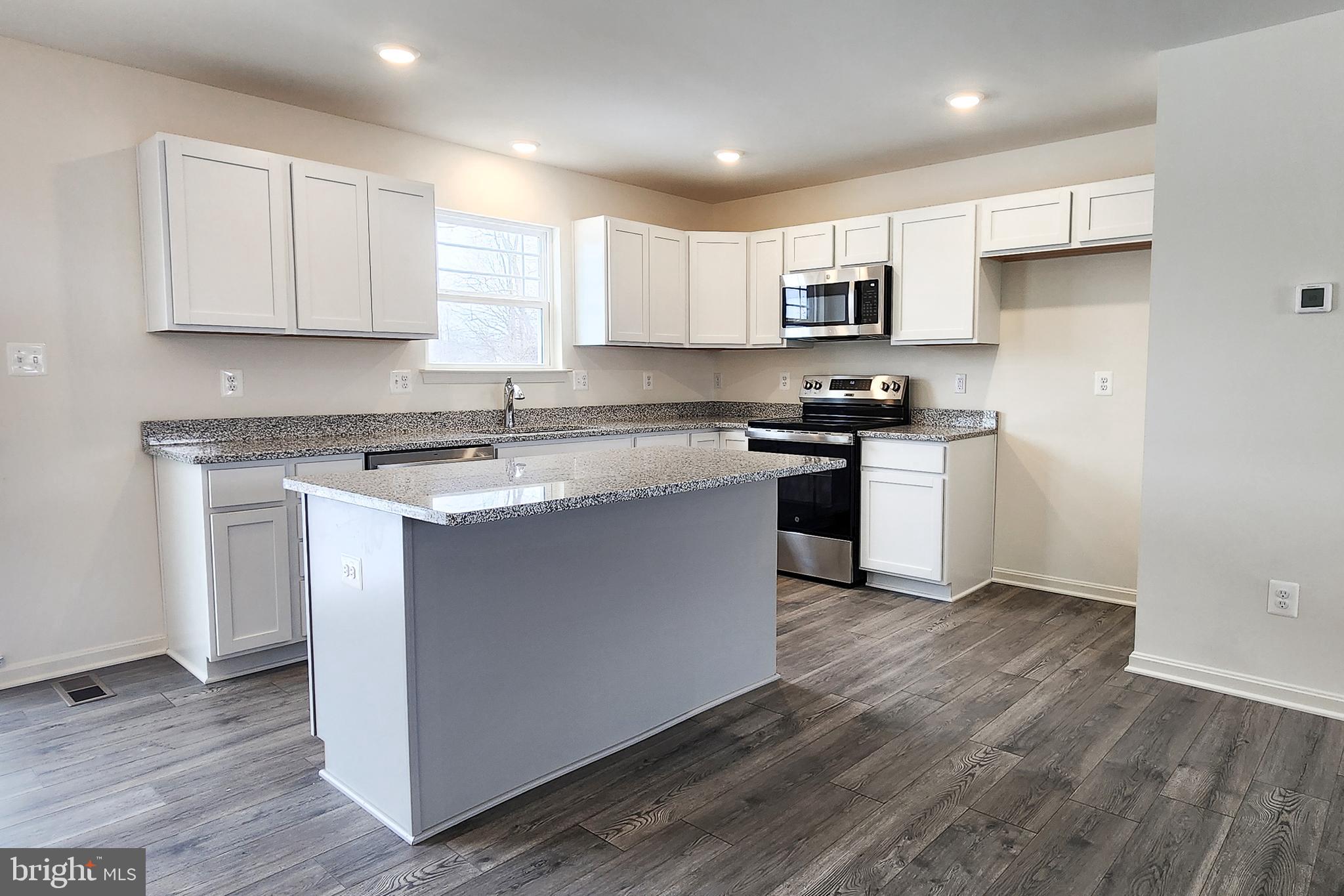 PHEASANT RUN - Residential