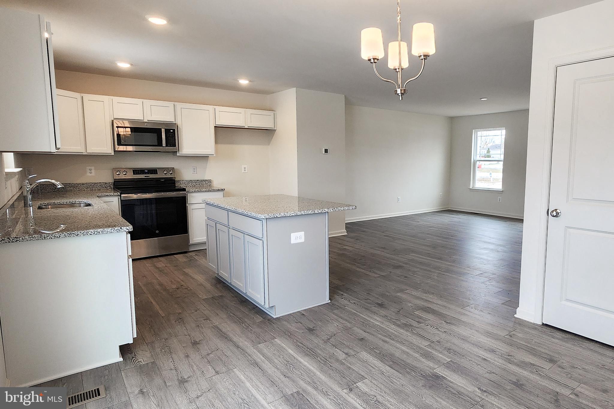 PHEASANT RUN - Residential