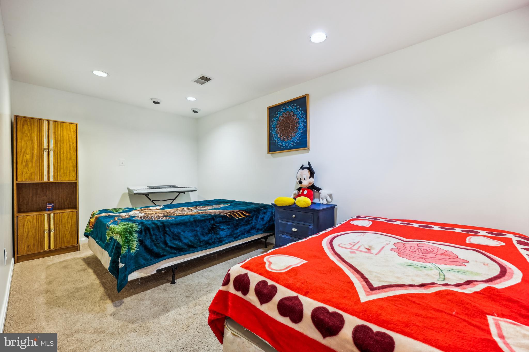 SPRING RIDGE - Residential