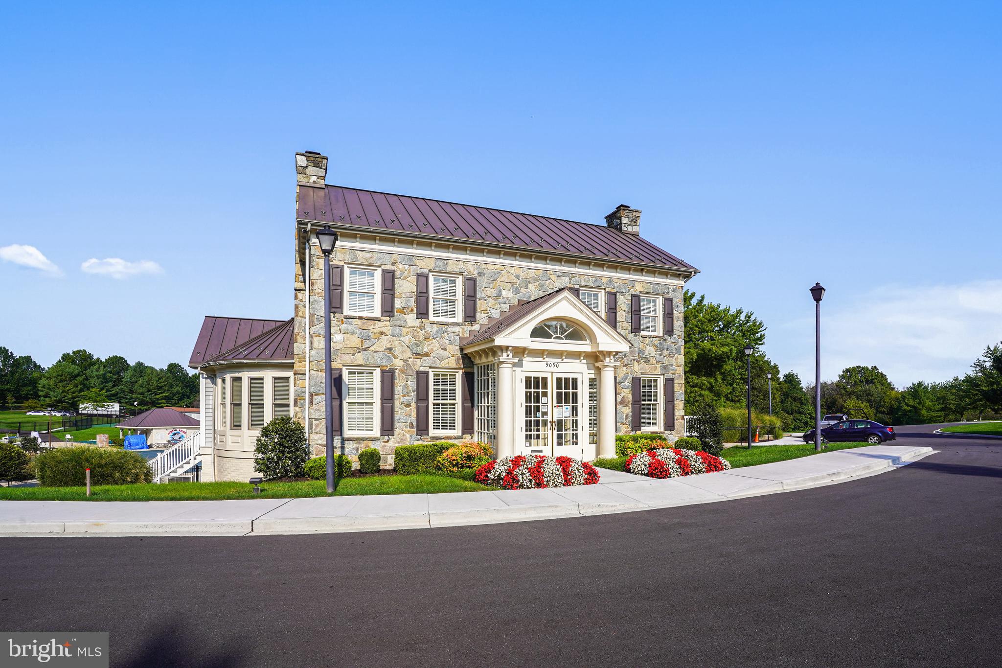 SPRING RIDGE - Residential