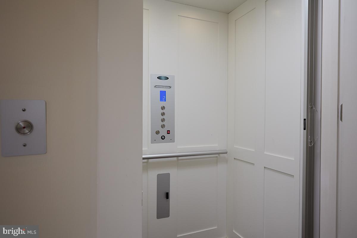 LITTLE FALLS PLACE - Residential