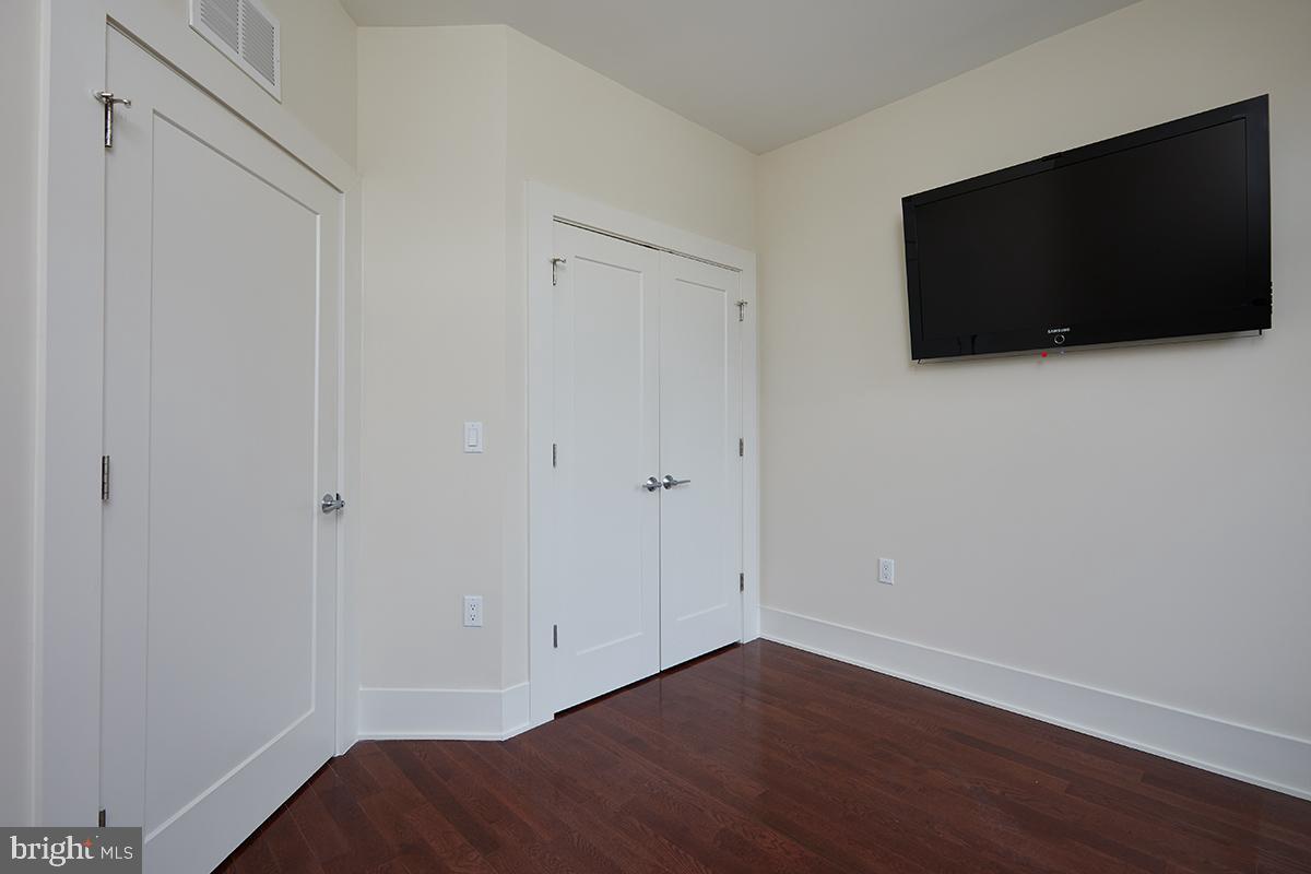 LITTLE FALLS PLACE - Residential