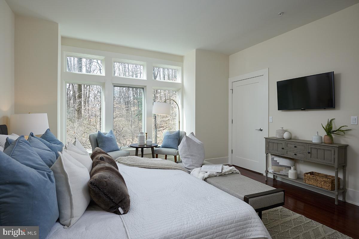 LITTLE FALLS PLACE - Residential