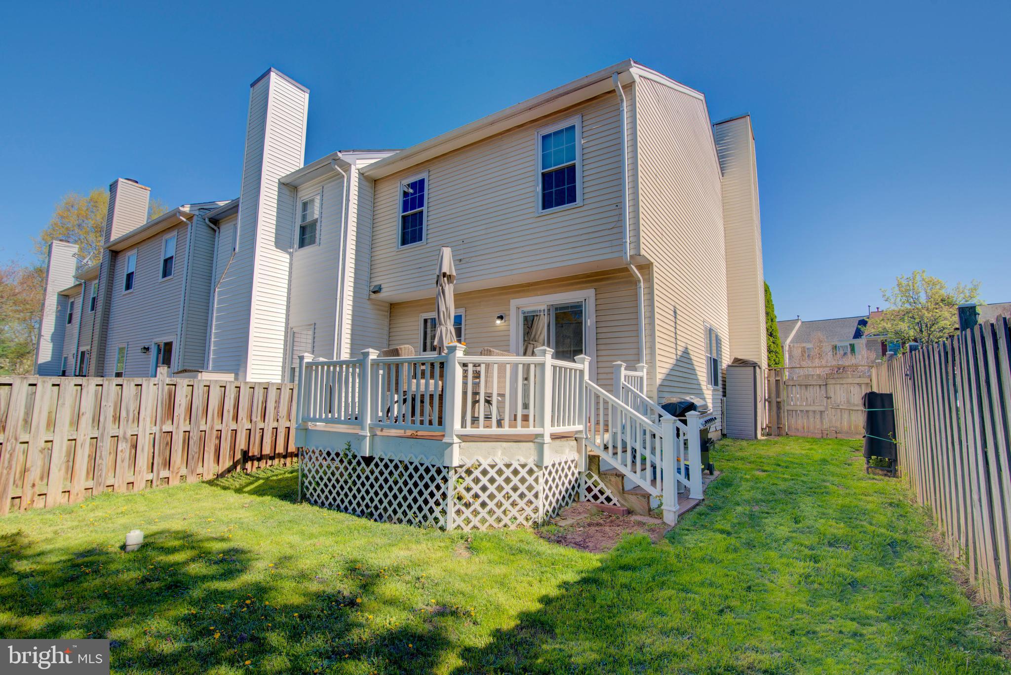 POTOMAC CROSSING - Residential