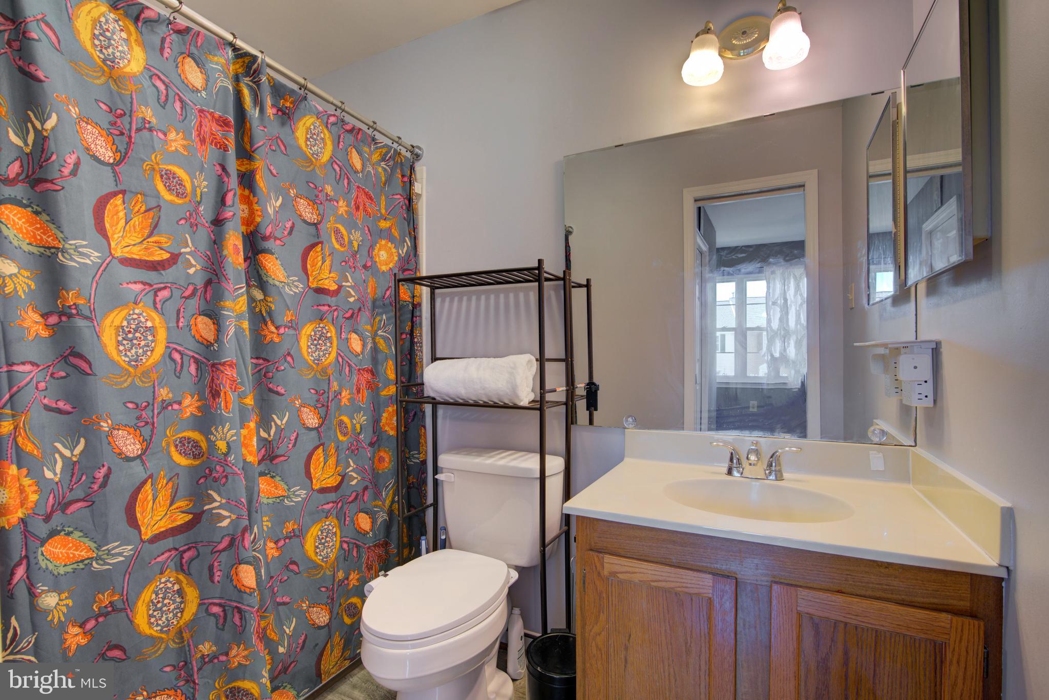 POTOMAC CROSSING - Residential