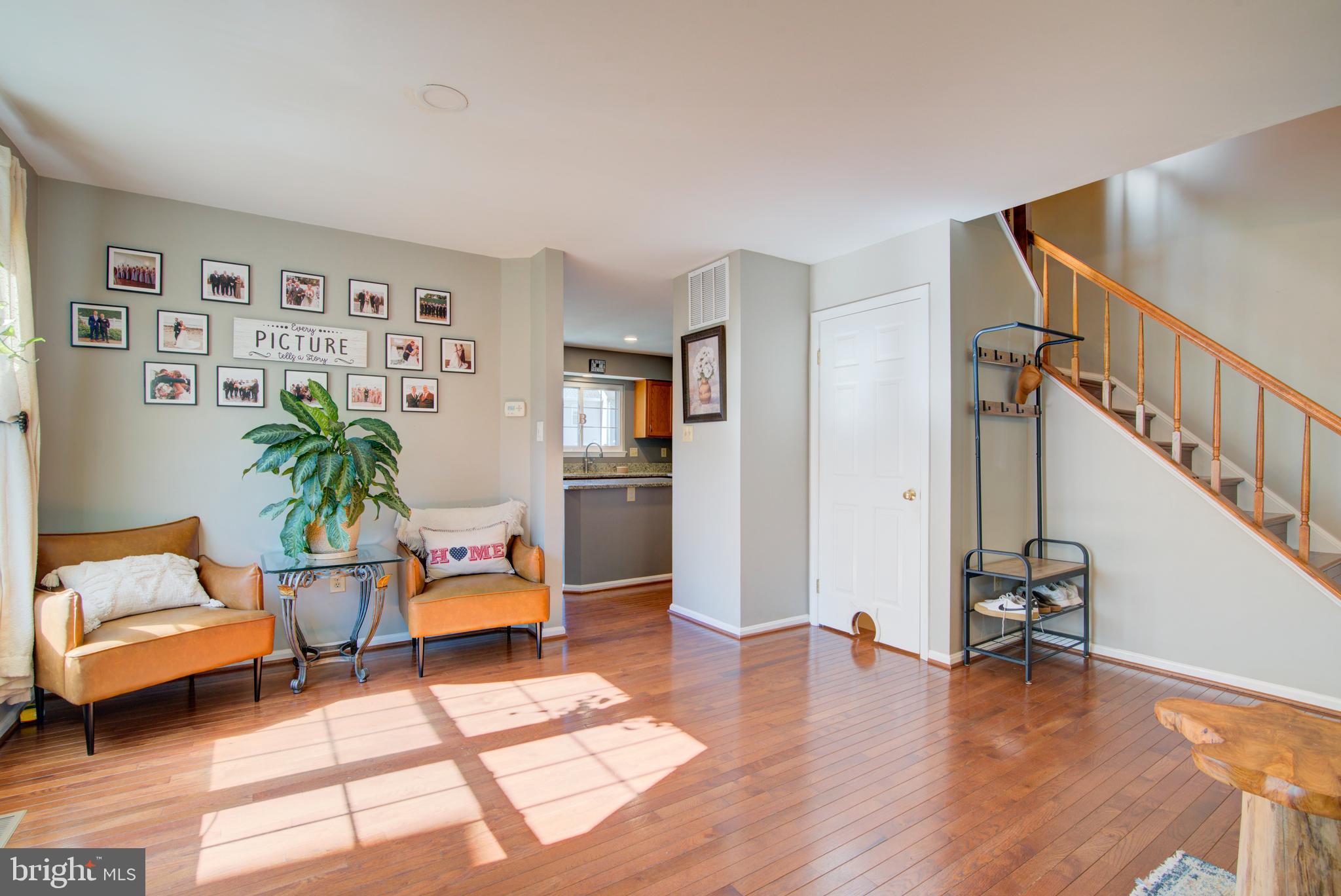 POTOMAC CROSSING - Residential