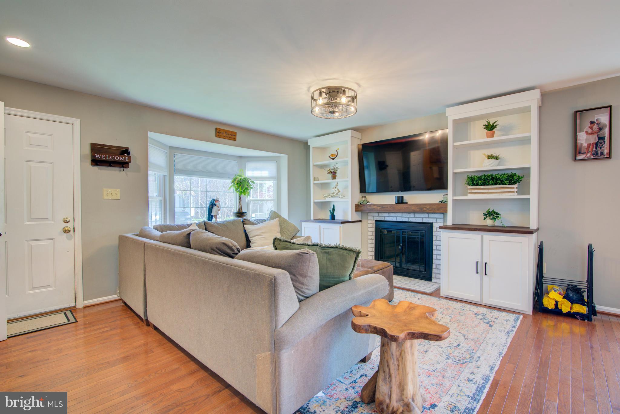 POTOMAC CROSSING - Residential