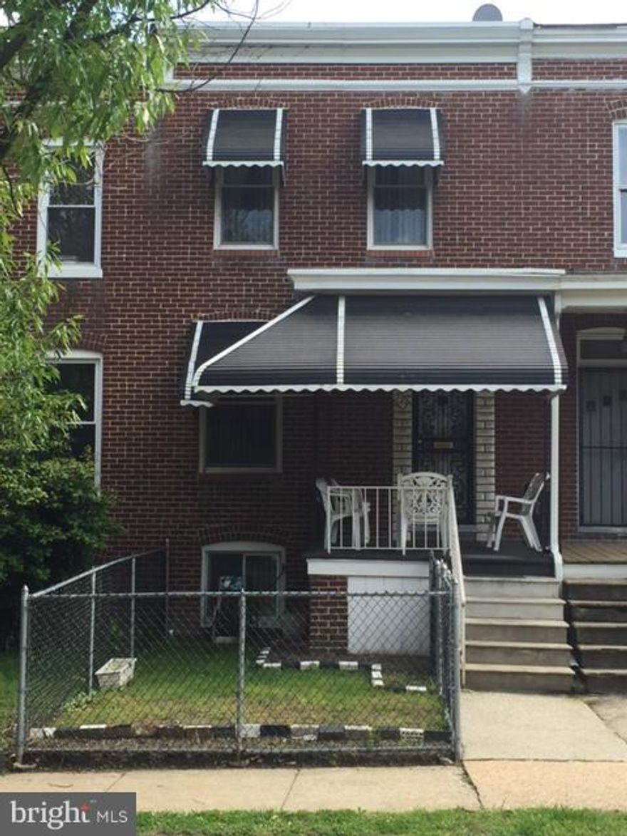 Beautiful 2 Bedroom, 1 and a half  Bathroom Home in Waverly. Featuring  Updated Kitchen with white cabinets, dual pane windows,wall to wall carpeting with Hardwood floors under carpet, fenced front and rear yard, fully finished basement with walkout level,walking distance to YMCA, Union Memorial Hospital, Johns Hopkins University, Shopping and Public Transportation.