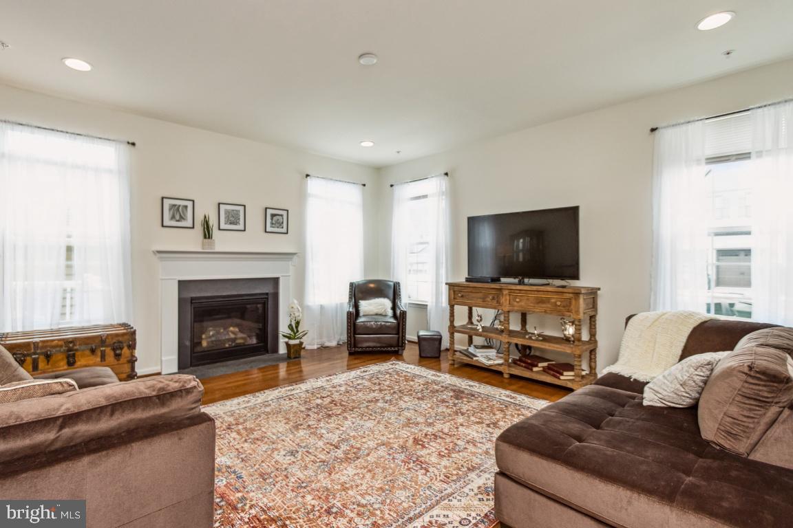 CABIN BRANCH - Residential