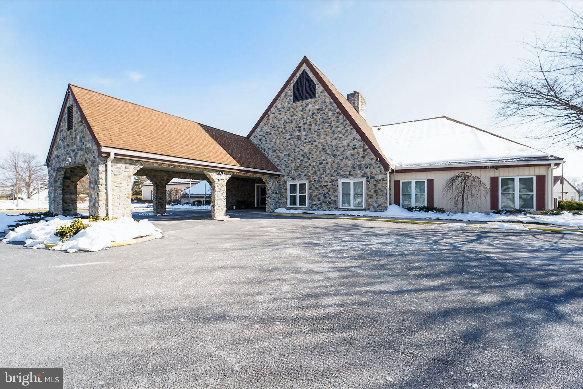 CRESTWOOD VILLAGE - Residential